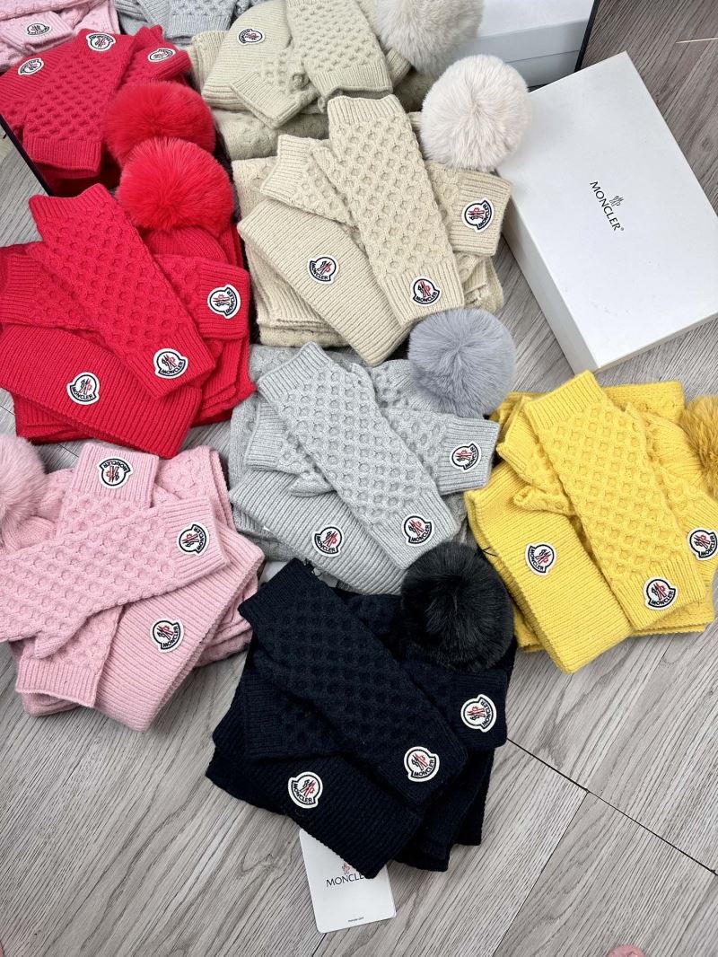 Moncler Caps Scarfs